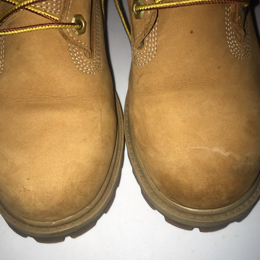 Timberland Boots - Picture 3 of 5